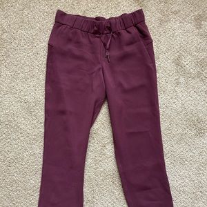 Lululemon on the fly jogger
